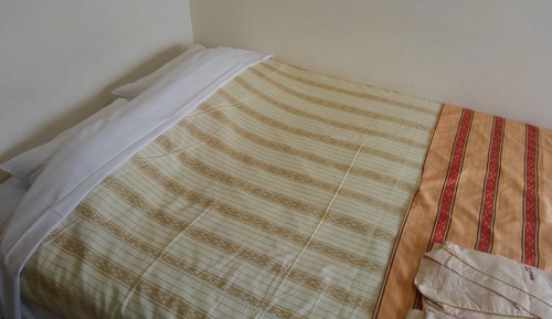 Double Room, Smoking