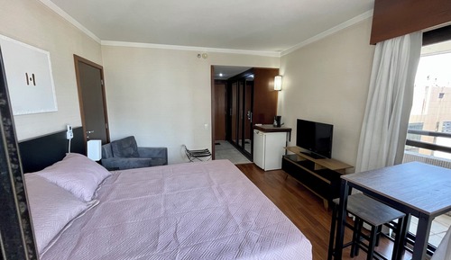 Apartment (1309)