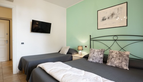Basic Triple Room, 1 Bedroom, Private Bathroom, Ground Floor