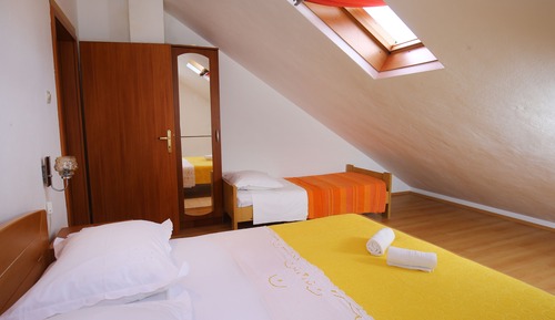 Apartment (Two Bedroom Apartment with Terrace)