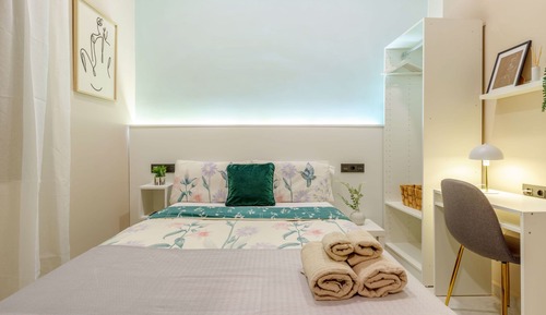 Economy Room