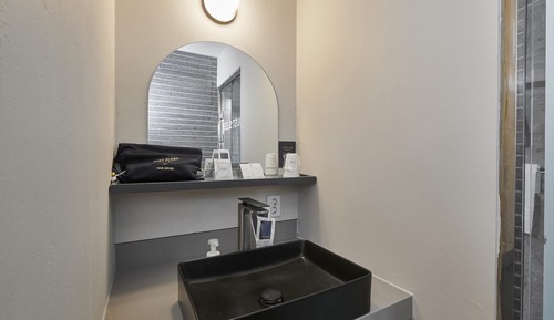 Room (VIP Relax (a massage chair spa bath 7)