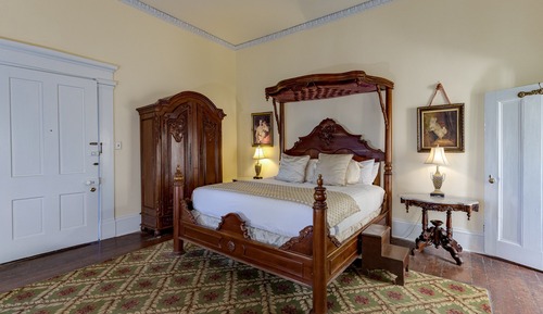 The John Klein Jr. Room #5