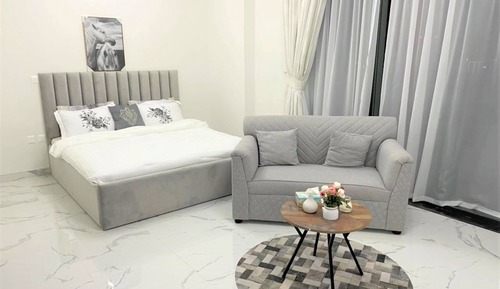 Apartment (0 Bedroom)
