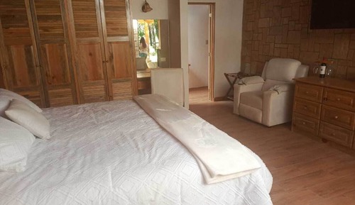 Honeymoon Room