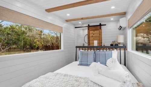 Premium Cabin, Garden Area