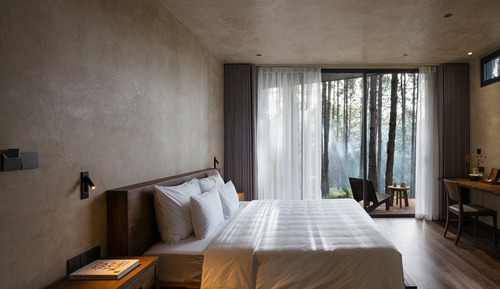 DELUXE TERRACE ROOM