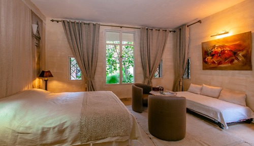 Chambre Double, vue piscine