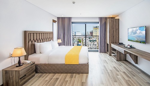 Design Double Room, 1 King Bed