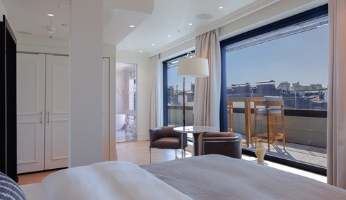 Premier Room, 1 King Bed, Terrace