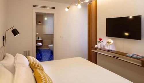 Executive Suite, 1 King Bed with Sofa bed, Ground Floor