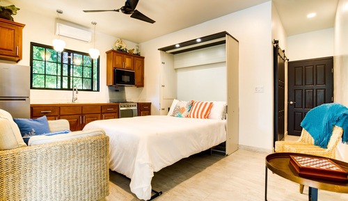 Signature Studio