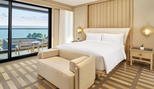 Premium Suite, 1 Bedroom, Non Smoking, Ocean View (Balcony)