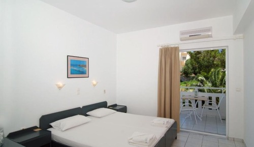 Luxury Suite, Pool View