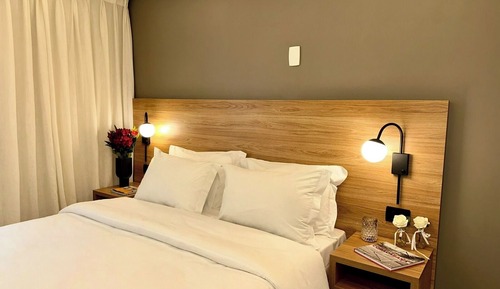 Senior Room, Mobility Accessible