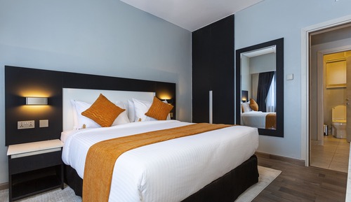 Deluxe Suite