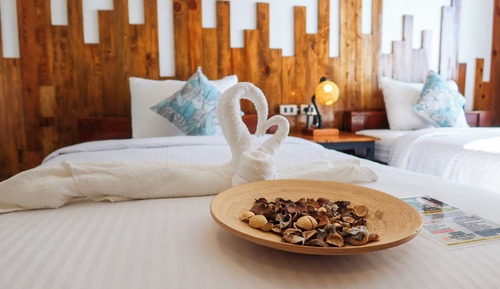 Deluxe Double or Twin Room, 2 Twin Beds, Pool Access