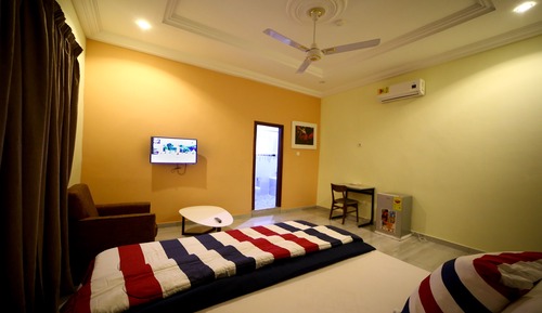 Economy Room