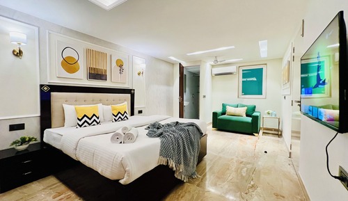 King Suite With Balcony