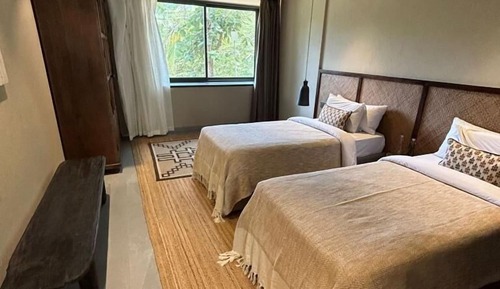 Luxury Twin Room