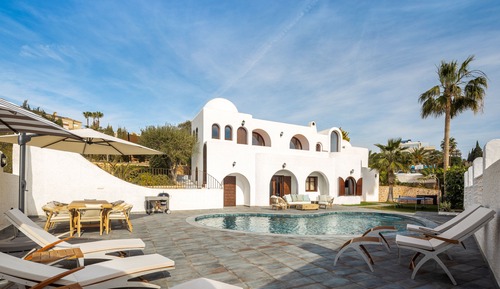 Villa