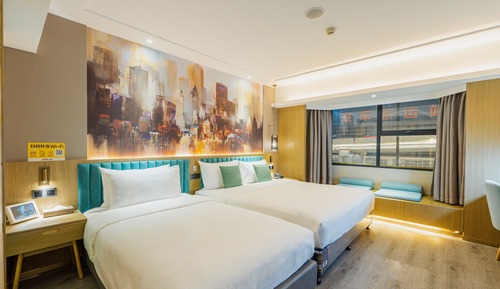 Comfort Triple Room