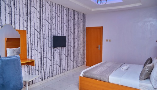 Deluxe Single Room