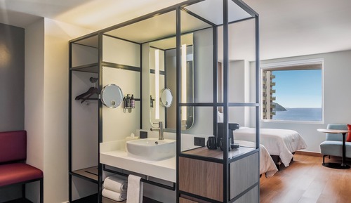 Deluxe Room, 2 Double Beds