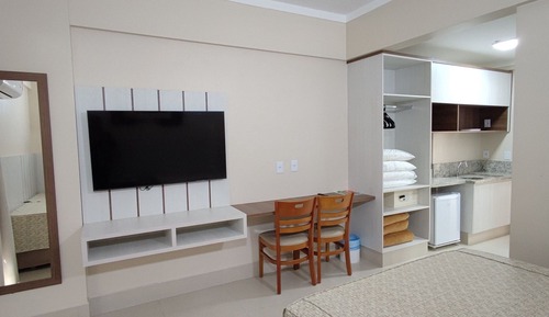Apartment 909