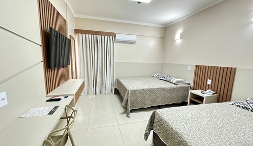 Apartment 438