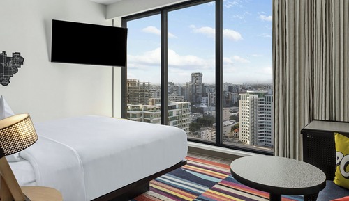 Room, 1 King Bed, Non Smoking, City View