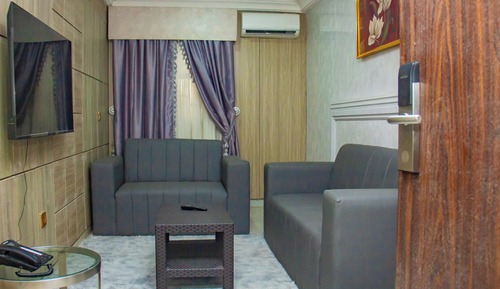Executive Suite