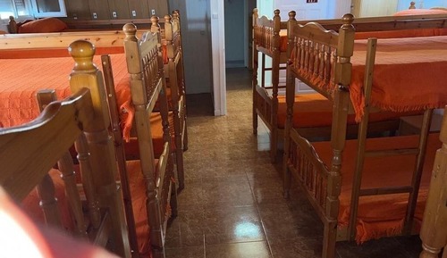 Room, Shared Bathroom (14 pax)