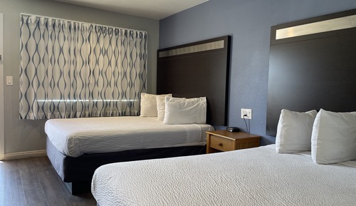 Standard Room, 2 Queen Beds, Non Smoking