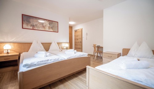 Comfort Triple Room