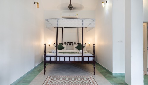 Suite Heritage Room