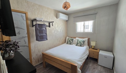 Room 12