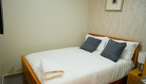 Room 5