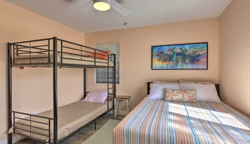 House (2 Bedrooms)