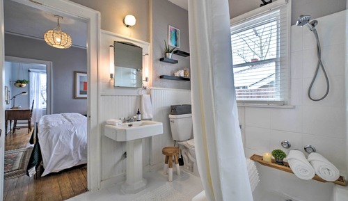 House (2 Bedrooms)