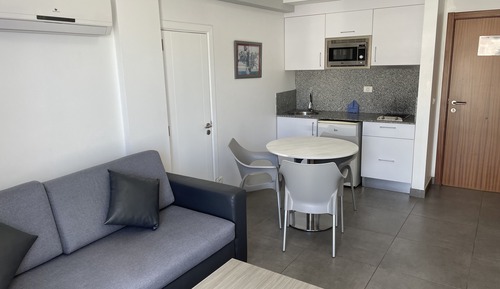 Classic Apartment, 1 Bedroom, Balcony (2 Adults)