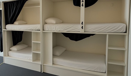 Basic Shared Dormitory (10 bunk beds, N1)