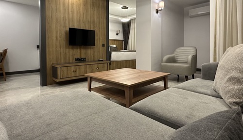 Comfort Room, 1 Queen Bed with Sofa bed