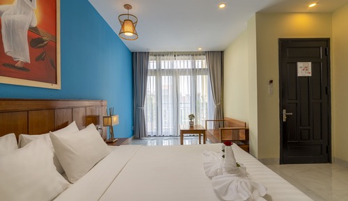 Deluxe Double or Twin Room
