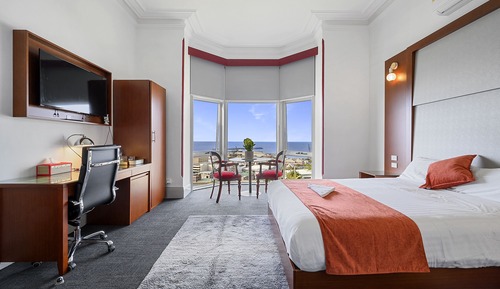 Room 10