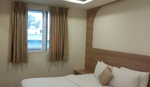 Business Room