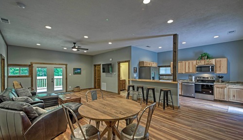 House (2 Bedrooms)