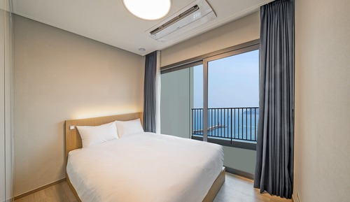 Panorama Ocean View Penthouse Suite