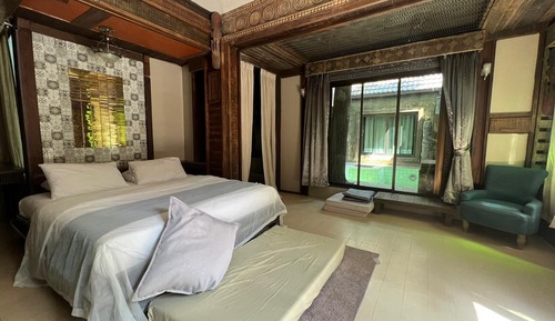 Economy Double Room, Non Smoking, Pool View