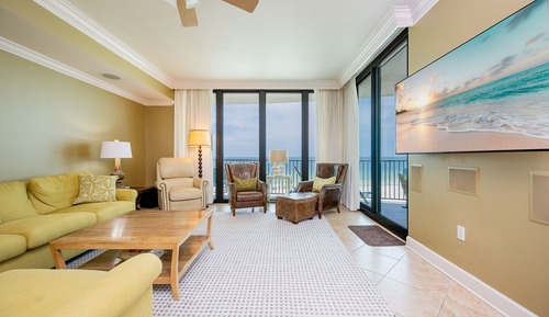 Condo, 3 Bedrooms